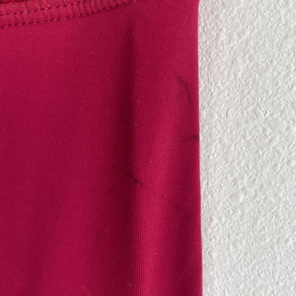 Lululemon Size 4 Inspire Crop II Bumble Berry Maroon Hyperstripe Bordeaux Drama - Picture 4 of 7